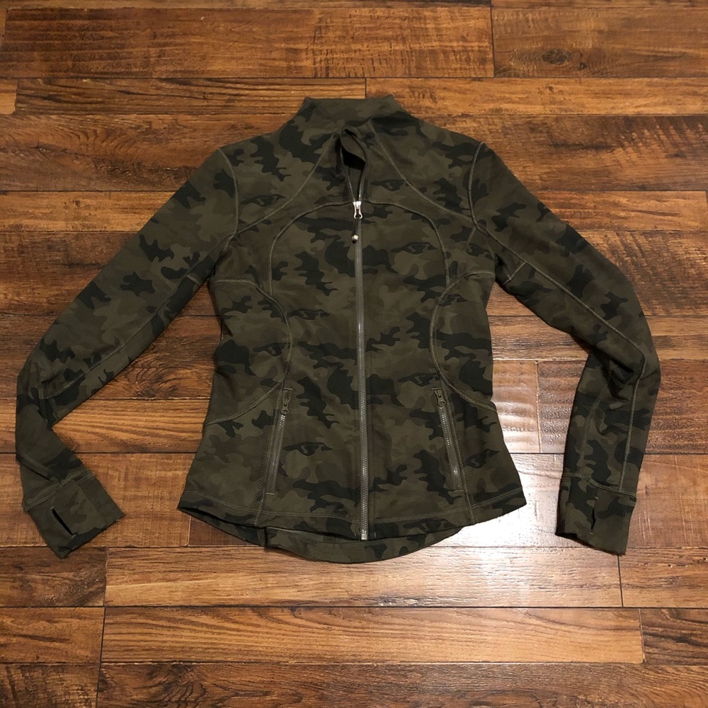 Green Camo lululemon define jacket size 8